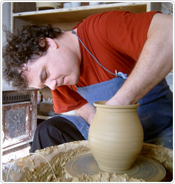 Barakonyi István népi iparművész keramikus, fazekas mester